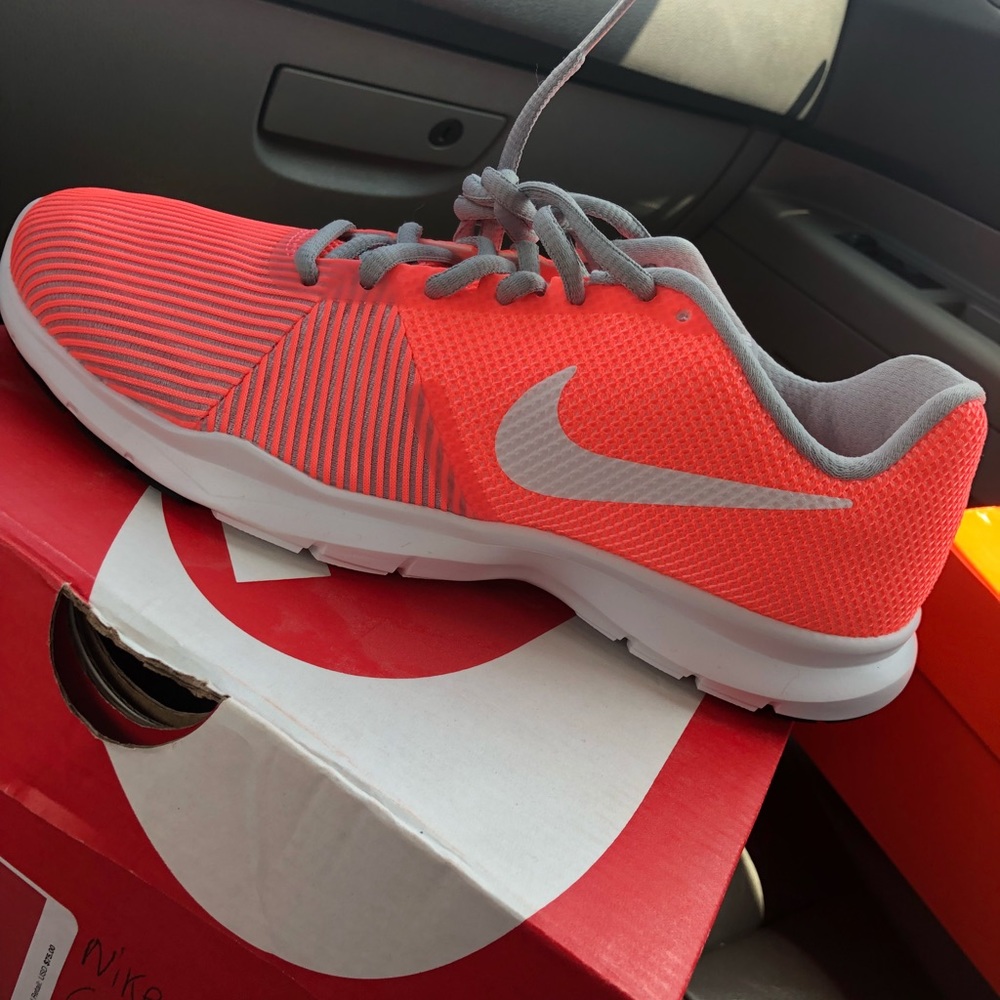 Nike